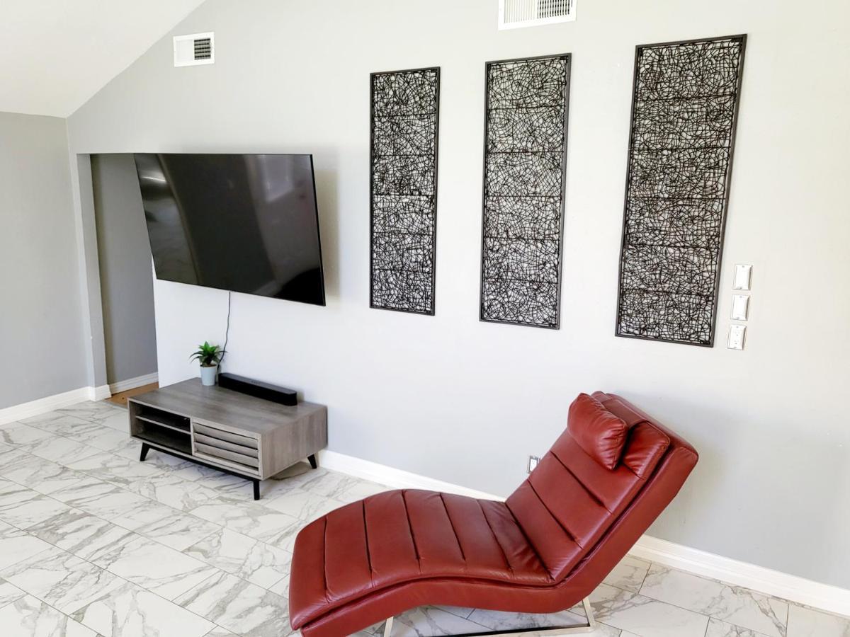 1976Houstongem Luminous Pvtpool & Hottub Dt20Mins For Lrg Families 6Beds 2Bath Villa Exterior photo