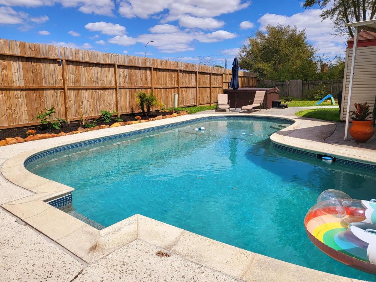 1976Houstongem Luminous Pvtpool & Hottub Dt20Mins For Lrg Families 6Beds 2Bath Villa Exterior photo
